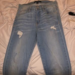 Ripped light skinny jeans